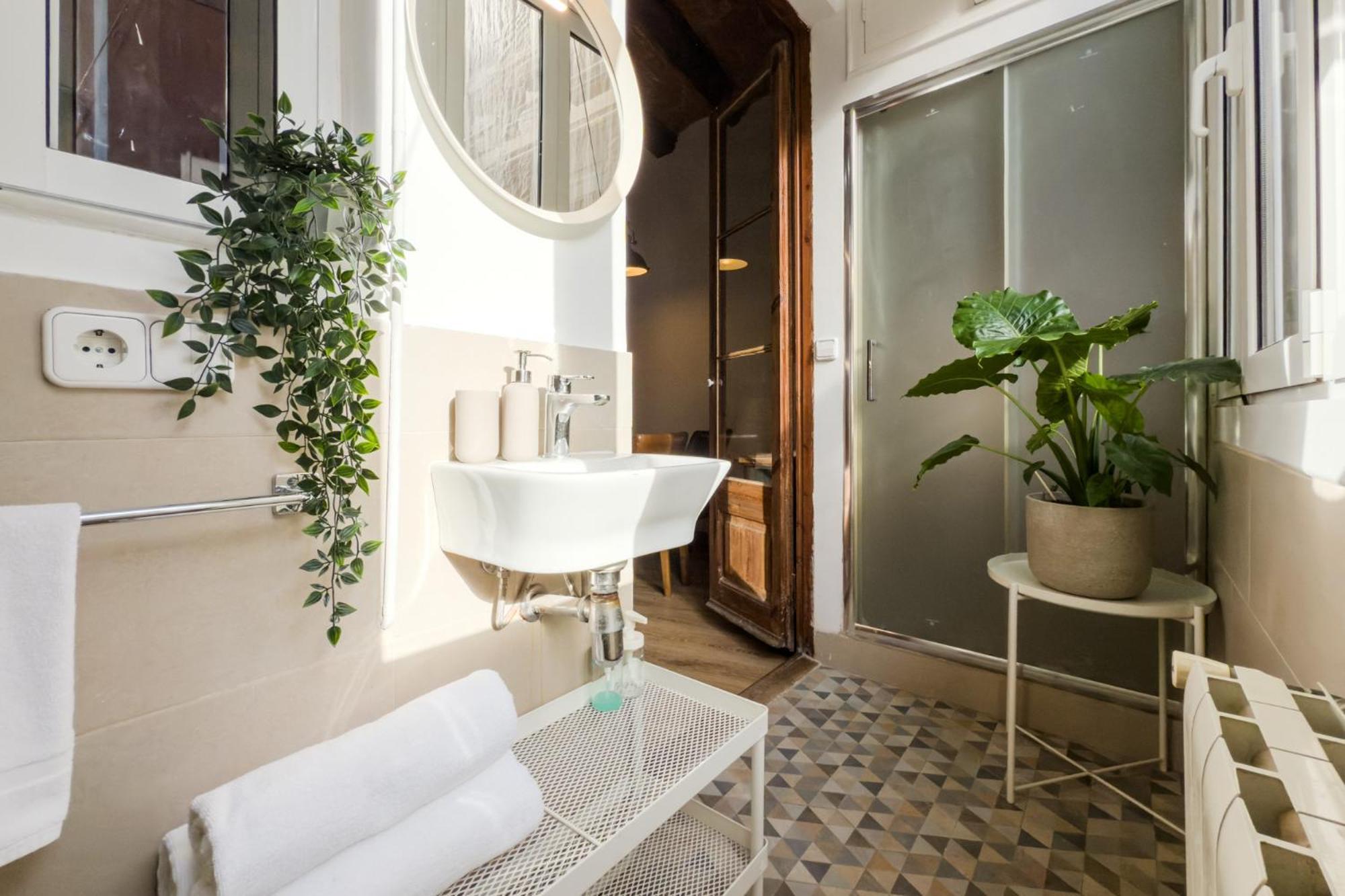Magalhaes - Trad Flat In Poble Sec, Near Ramblas Barcelona Zewnętrze zdjęcie