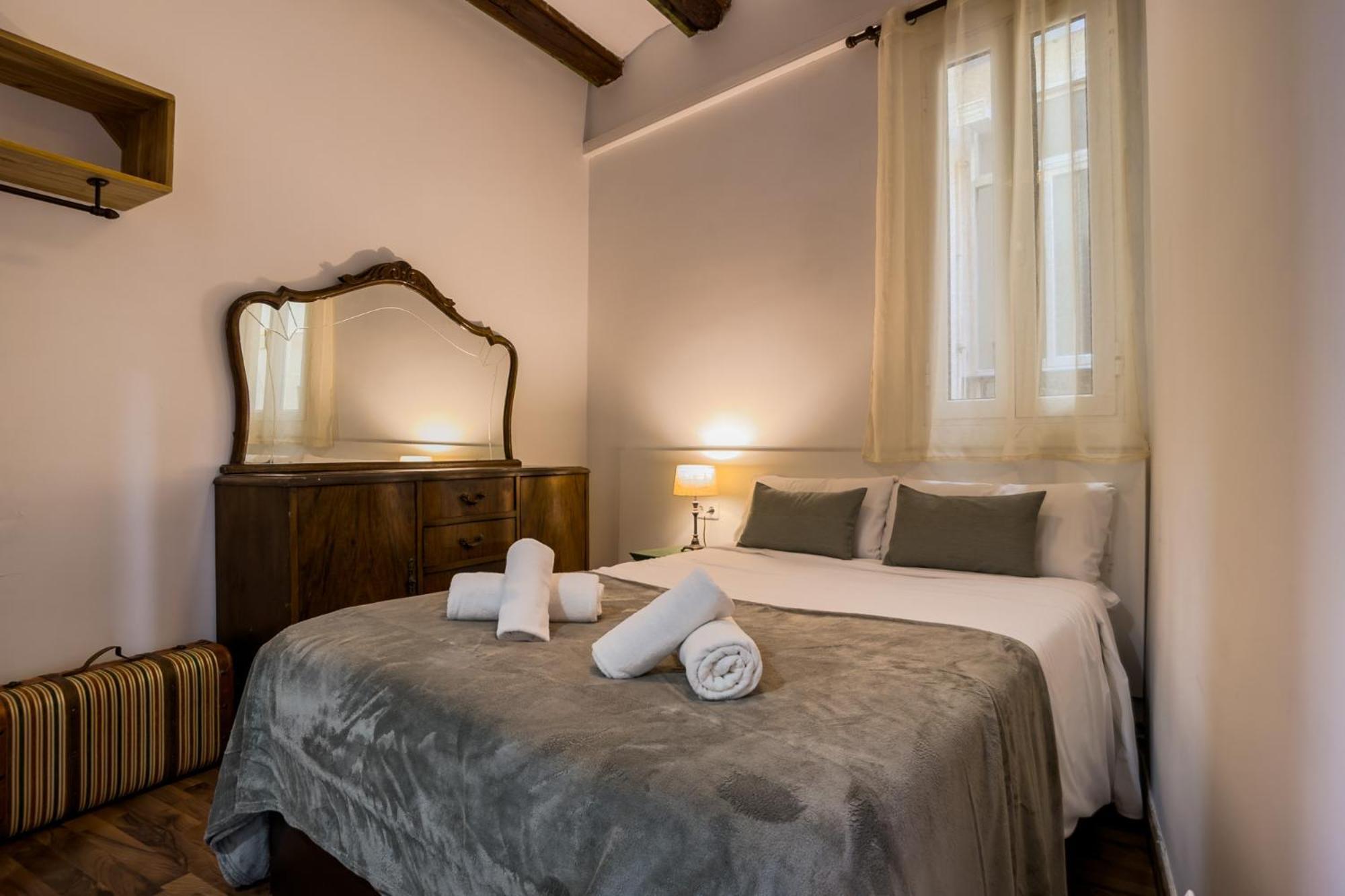 Magalhaes - Trad Flat In Poble Sec, Near Ramblas Barcelona Zewnętrze zdjęcie